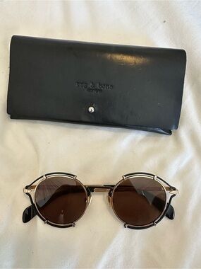 rag & bone Black and Gold Round Sunglasses with Leather Case